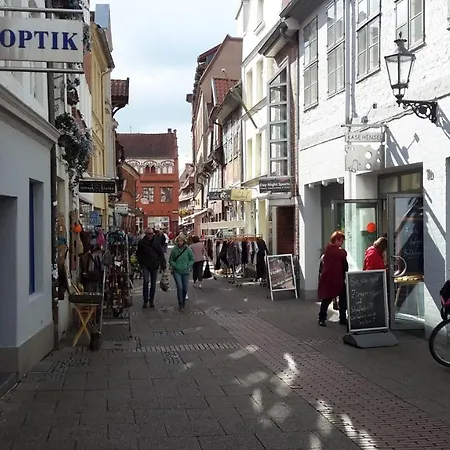 Altstadtzimmer Fussgaengerzone Lüneburg
